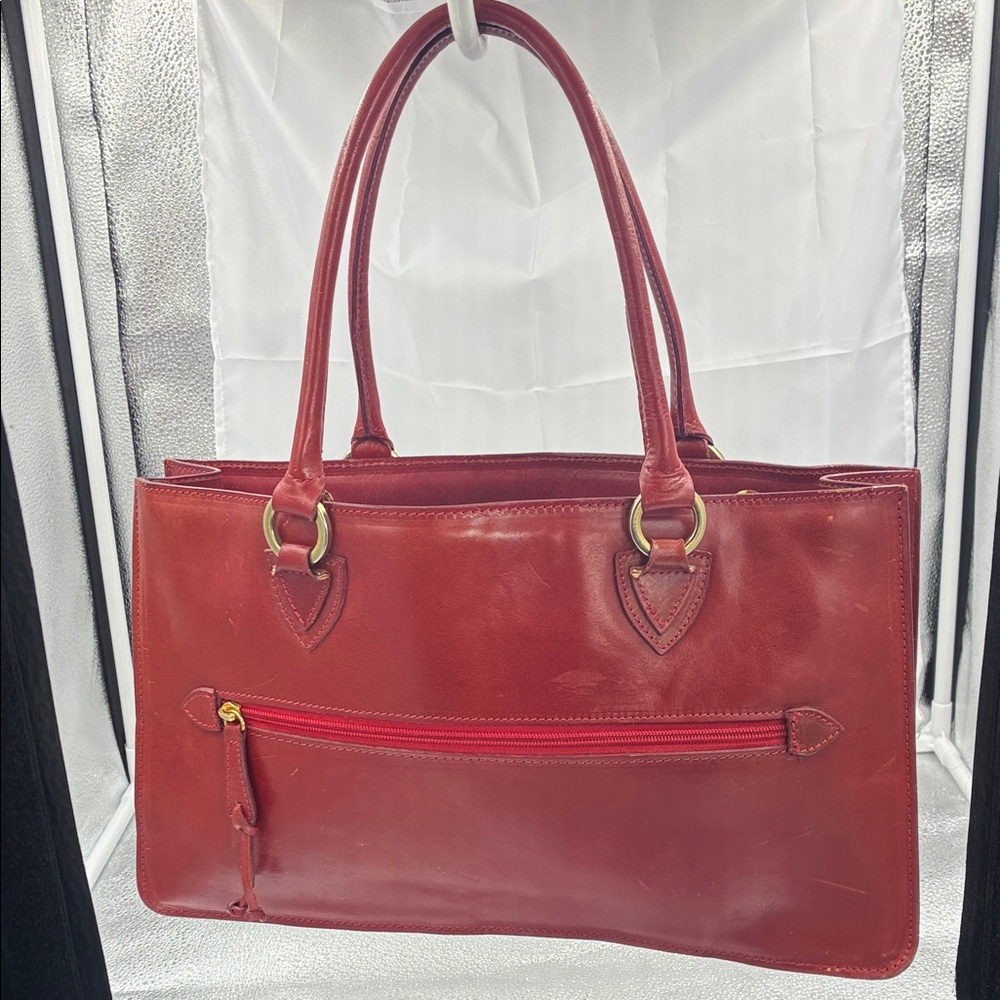 Valentina Classic Red Shoulder Bag